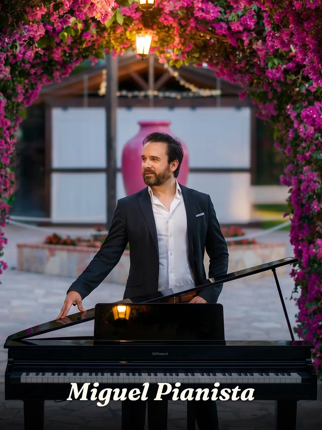Miguel Pianista — piano en directo en las veladas de Raíces