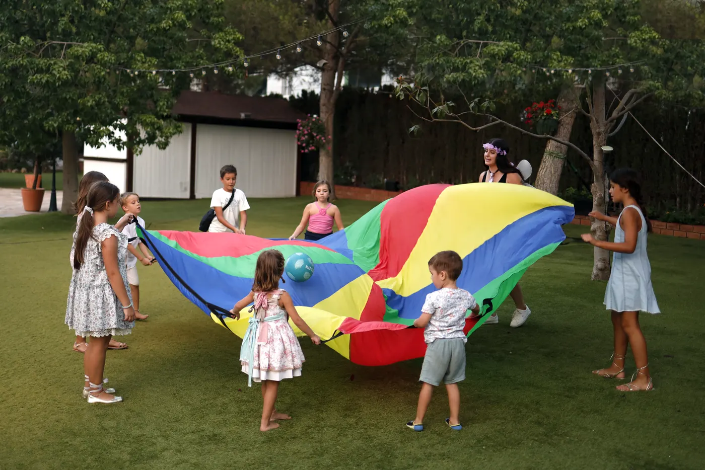Animación infantil en el jardín de Raíces