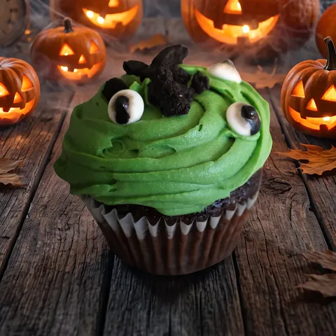 Cupcake de monstruo verde