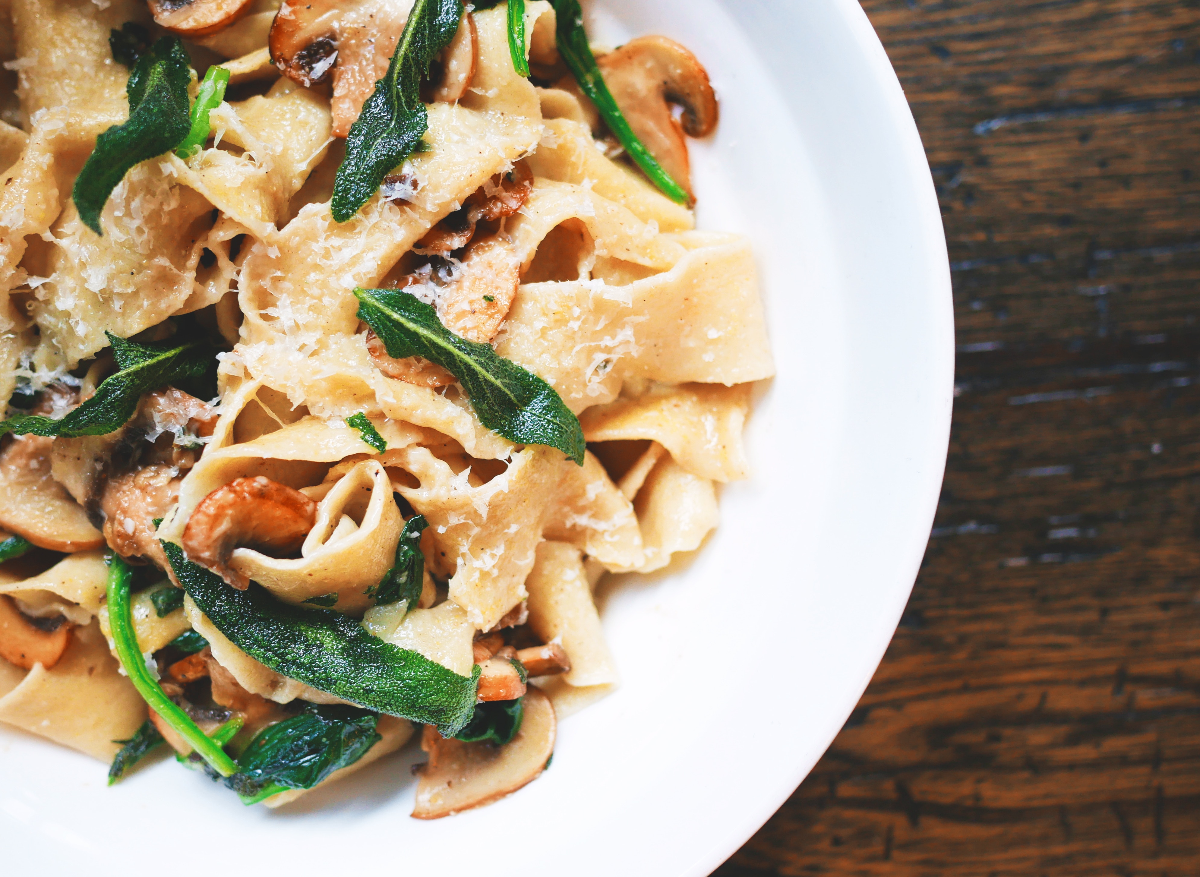 Plato de pasta con calabacín